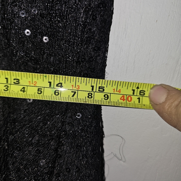 Black sequined lace covered cocktail dress (unbranded) - Picture 3 of 6